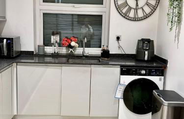 Double bedrooms In Spacious Home - Foto 23