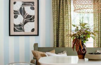 Bright and Stylish Historic Grant Park Retreat - Photo 7