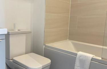 The Old School House - 6 Postland Road, Crowland - Photo 15