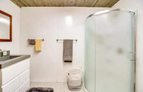 Private Lakefront Cabin with Hot Tub, Deck and Views - Foto 27