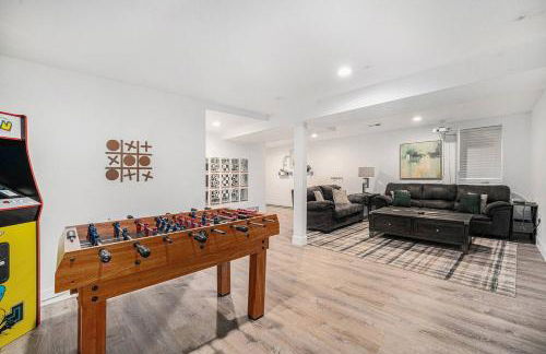 DenverRed Rocks 6BR Sleeps 14 Hot Tub - Foto 19