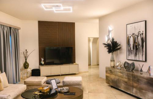Daedalus Luxury Home - Seaview & Heated Pool - Foto 9