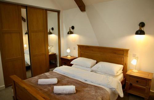 Cotswolds Grade II Listed Barn & underfloor heating - Foto 2