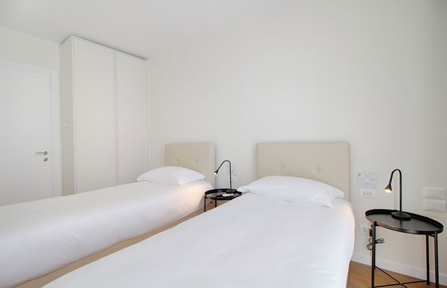 The Rooms Apartments Tirana - Photo 42