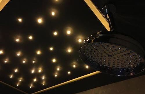 PRIVATE ROOM & SPA avec Jacuzzi privatif - Foto 22