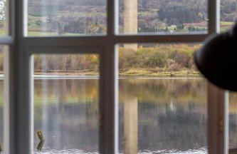 Cosy Lodge Getaway with Private Beach & Fireplace - Foto 32