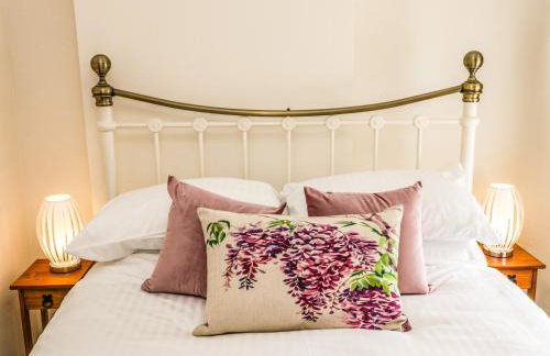 Chapel Cottage - Photo 9