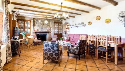 House with Jacuzzi and Mountain Views in Noguericas - Foto 2