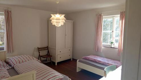 Sonnige 2-Zimmer Wohnung mit Terrasse und Garten - Foto 4