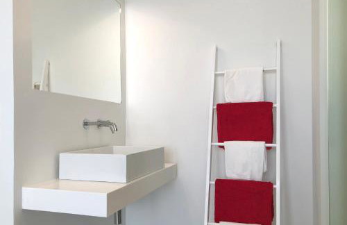 Kuro Beach House - Oceanfront Luxury & 25m pool - Foto 28