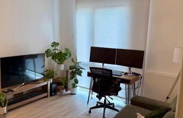 Bright, Modern Apartment with Great Views - Foto 6