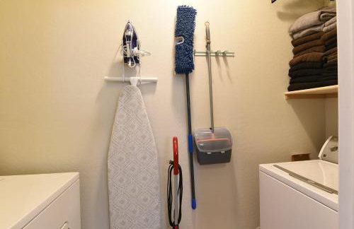 Mountain Peaks Getaway 4BR4BA Pet-Friendly Central AC Near Downtown Trails - Foto 23