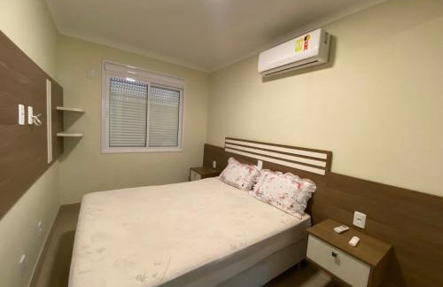 Apartamento com piscina em quatro ilhas - Foto 19