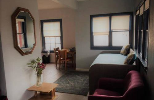 Expansive Ground Floor Pensione. - Foto 10