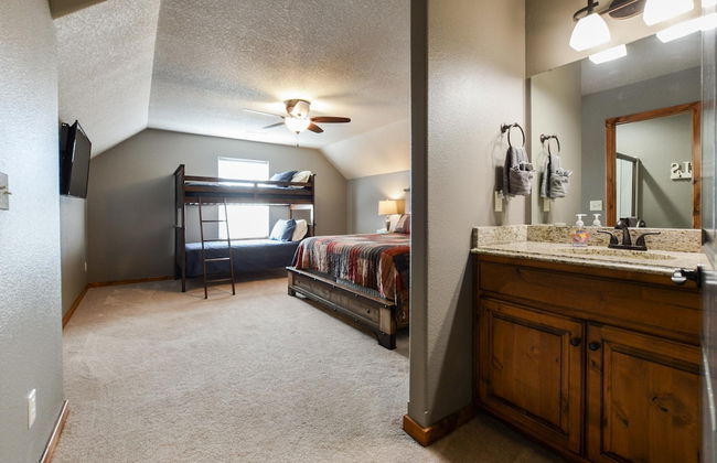 Cedar Crest Lodge - Photo 18