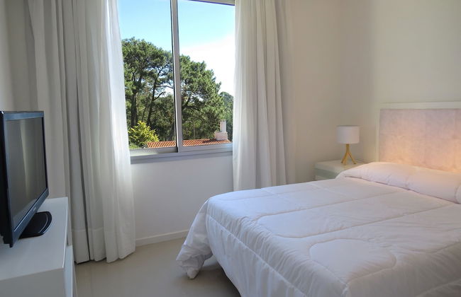 Emerald Apartments - Photo 5