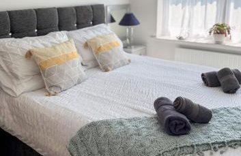 The Sashes - Cozy Apartment - FREE Parking - Ultrafast WIFI - Smart TV - Netflix - sleeps up to 6! Close to Poole Town Center & Sandbanks & Bournemouth - Foto 7