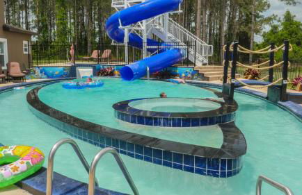 10 Acre Lakefront Game House - Sleep Upto 45 - Foto 24