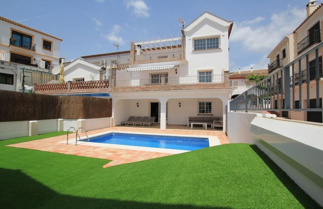 Benahavis Village House Sleeps 8 - Photo 24