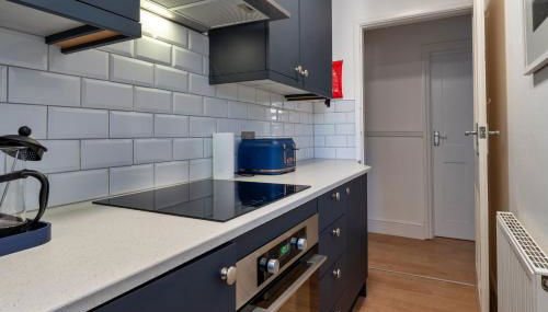 Finest Retreats - Centre View - Photo 2