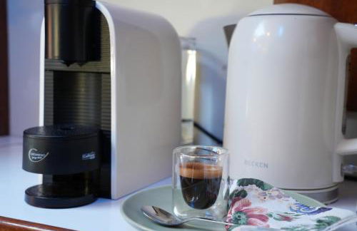 The Classic Sailboat Retreat - Photo 7