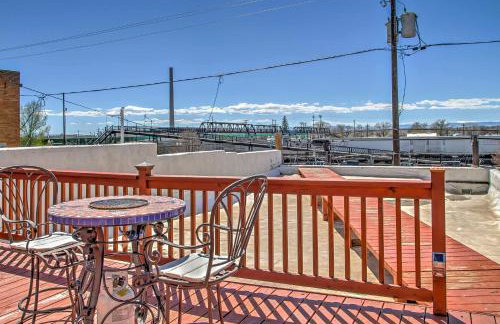 Vintage Downtown Laramie Apartment with Deck! - Foto 21