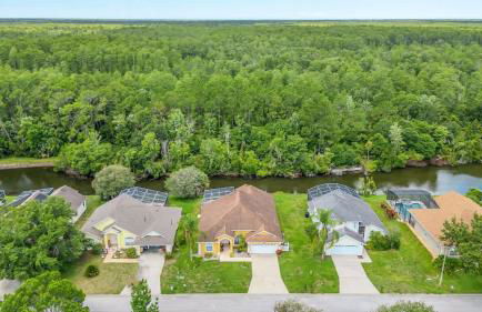 New 5 bedroom Disney Sanctuary - Photo 53