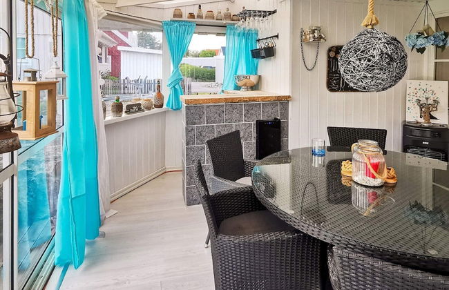 4 Star Holiday Home in Lysekil - Foto 3