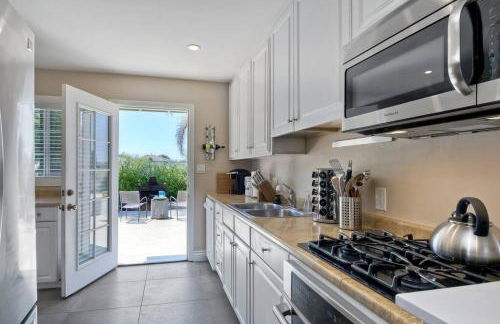 Nice home, Ocean views, and open space views. - Photo 21