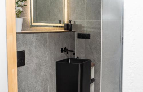 W Sercu Kotliny - luksusowe wille 8 osobowe z balią opalaną drewnem i widokiem na góry - Foto 19