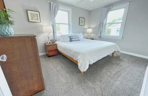 Seas the Day - 4 blocks to the beach, restaurant, and bar district - great deck and outdoor space!! - Foto 20