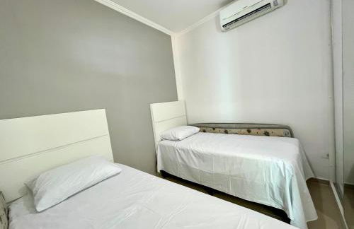 Casa Espaçosa com 5 Quartos Piscina Privativa 300m da Praia Ar condicionado em todos cômodos - Foto 20