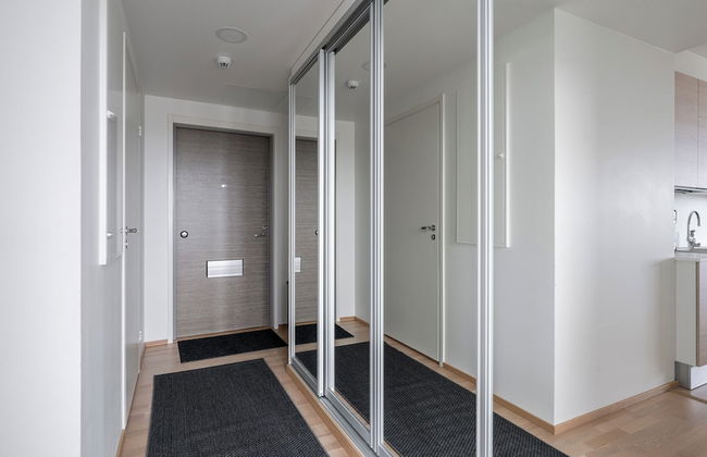 12th Floor Sauna Retreat with Stunning City Views - Foto 2