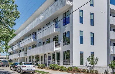 CHIC Modern Nashville Condo POOL, PATIO, PARKING - Foto 41