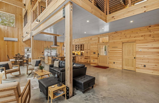 Ski Cabin w Hot Tub Gas Fireplace Near Cranmore - Photo 6