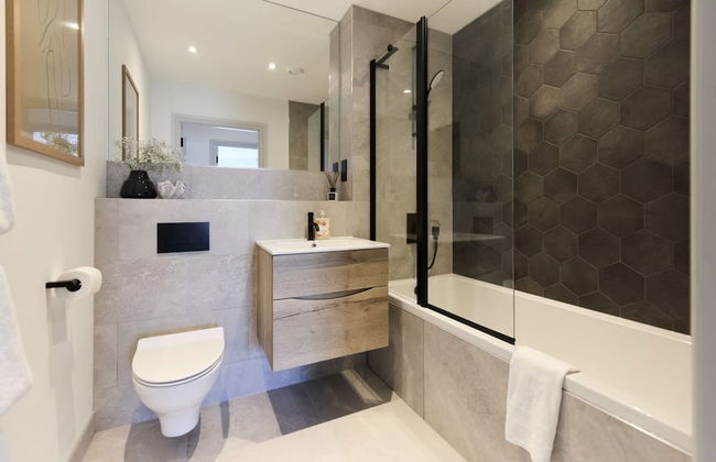 The South Wimbledon Escape - Lovely 3bdr With Balcony - Foto 6