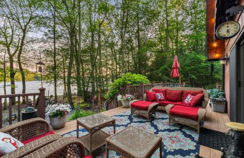 Lakehouse with Boats, MiniGolf, Sauna, HotTub, Swings and Playground! - Foto 66