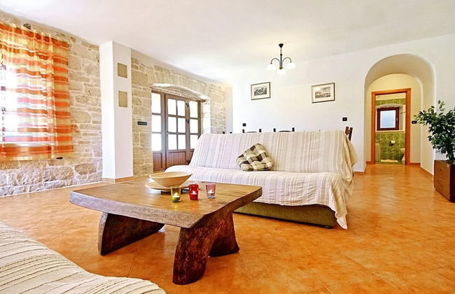 Authentic Villa in Tinjan With Private Pool - Foto 4