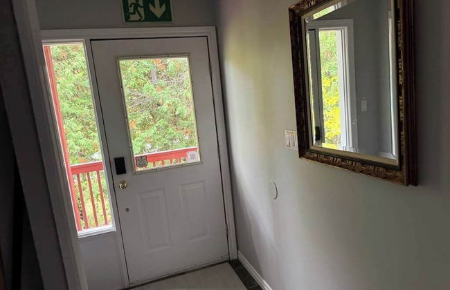 Mountain Views, Steps to BM Village, Hot Tub, BBQ. - Foto 25