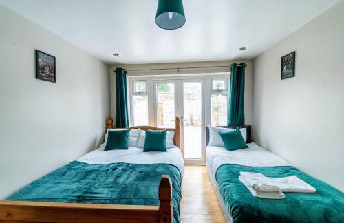 Spacious 6BDR House By Hyped Properties Short Term Rental Agency With Free Parking Bilston - Foto 37