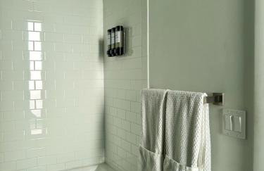 Elevated Elegance Luxe View Pool Free Parking - Foto 41