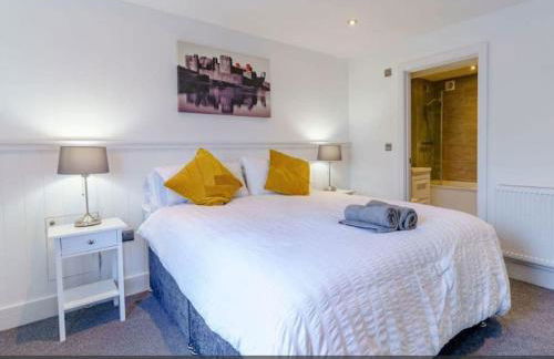 Tenby Heights, 5 en-suites, Parking & Garden - Photo 22