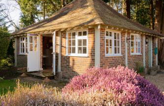 Old Mill Lodge by Huluki Sussex Stays - Foto 27