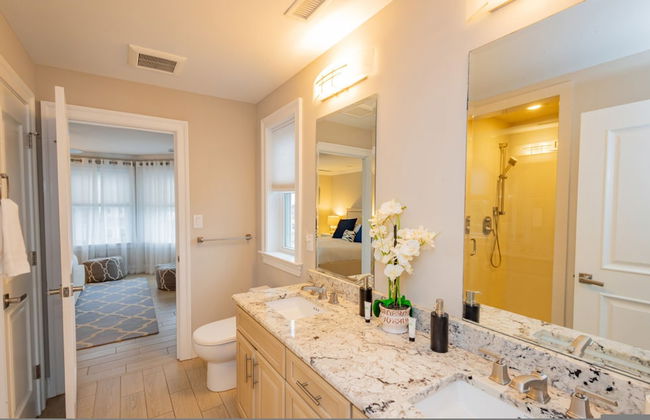 Spacious 6BR Beach Home With Elevator Decks - Ideal for Family Holidays Winter Escapes - Foto 44