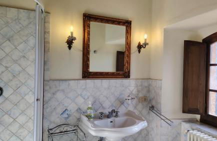 Borgo Storico Cisterna - Photo 111