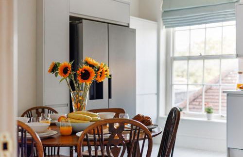 Spacious 4-Bed Apartment Opposite Windsor Castle - Foto 13