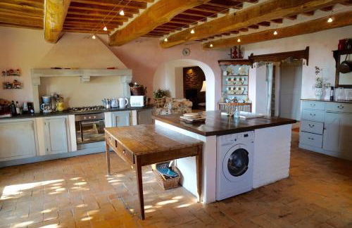 Villa Calcina, Beautiful Tuscan Farmhouse - Photo 14