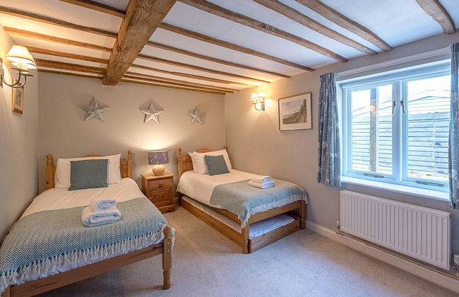 The Hayloft Boundary Farm Air Manage Suffolk - Photo 2