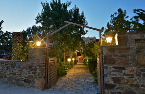 Flisvos Rooms - Photo 25