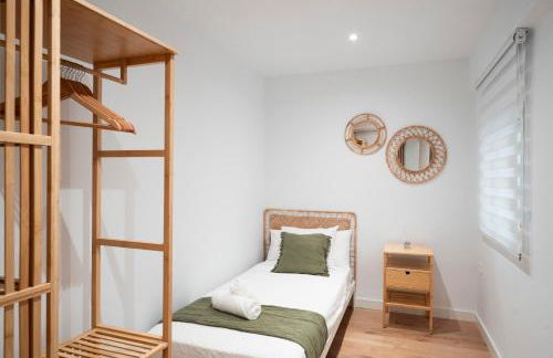 Ronda Suites junto estación tren y hospitales - Foto 29